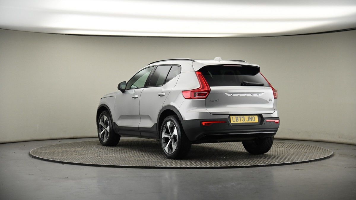 Used Volvo XC40 2023 for sale - 77535697: Photo 43
