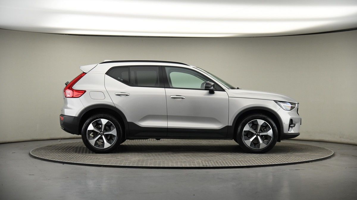 Used Volvo XC40 2023 for sale - 77535697: Photo 55