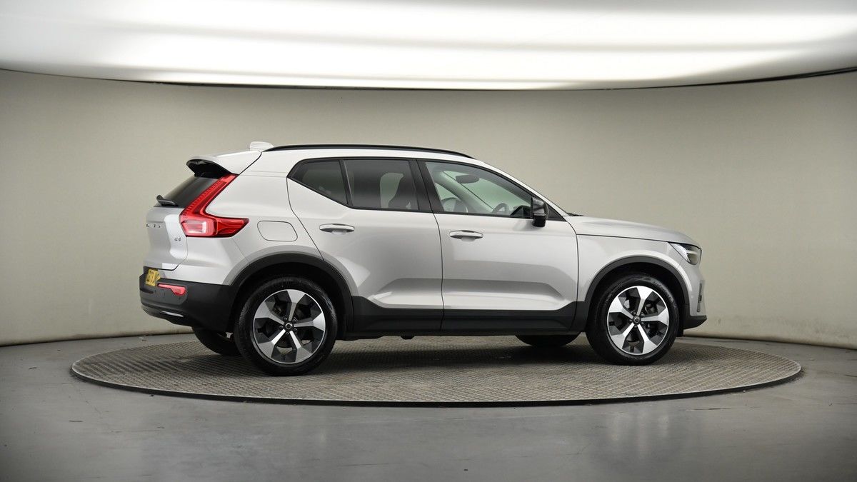 Used Volvo XC40 2023 for sale - 77535697: Photo 56