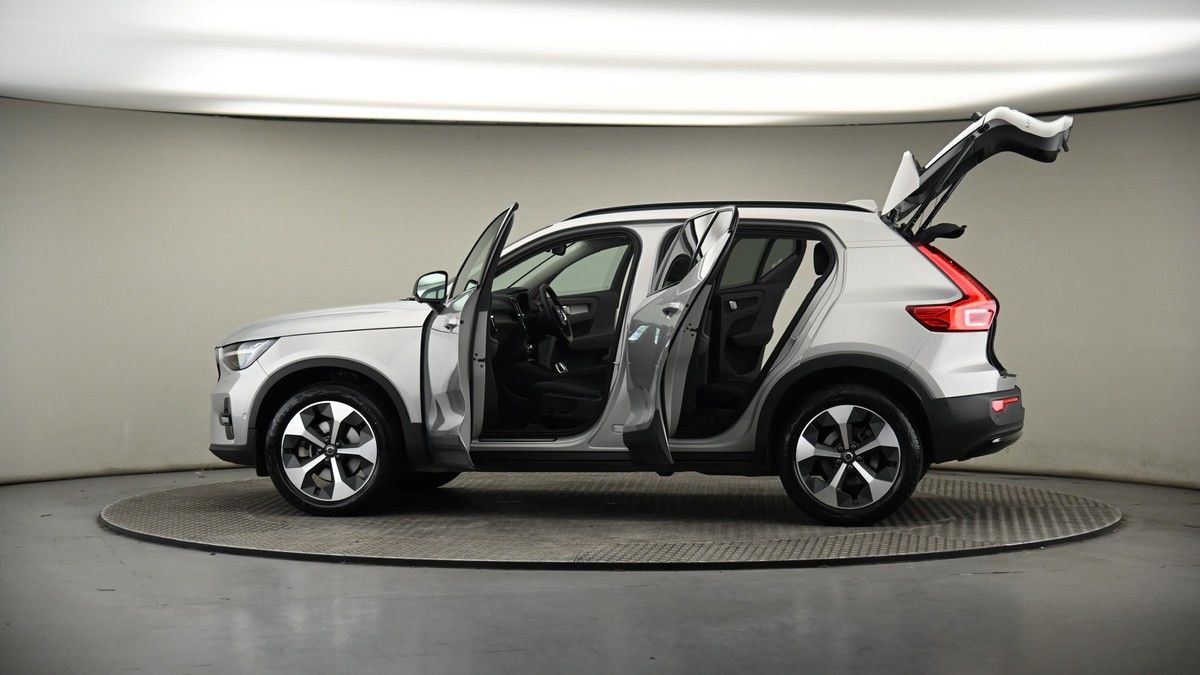 Used Volvo XC40 2023 for sale - 77535697: Photo 72