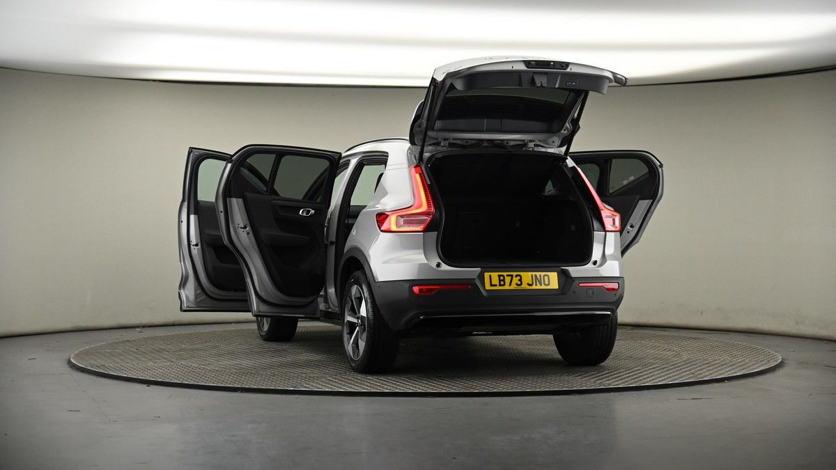 Used Volvo XC40 2023 for sale - 77535697: Photo 78