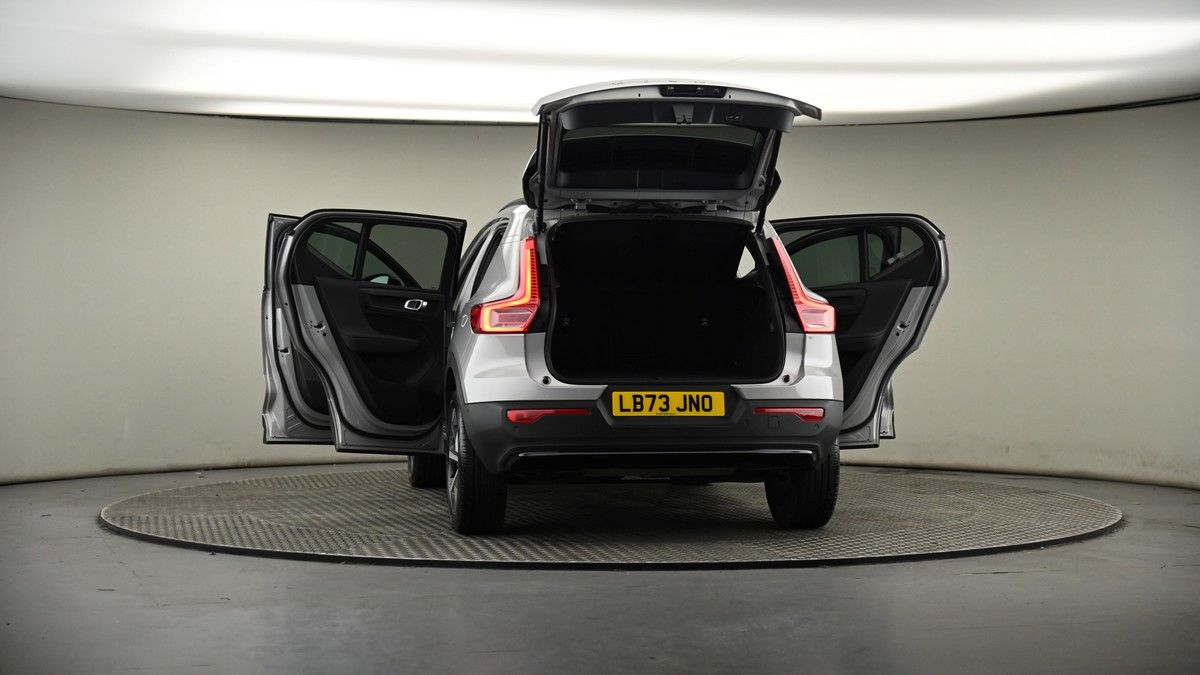 Used Volvo XC40 2023 for sale - 77535697: Photo 79