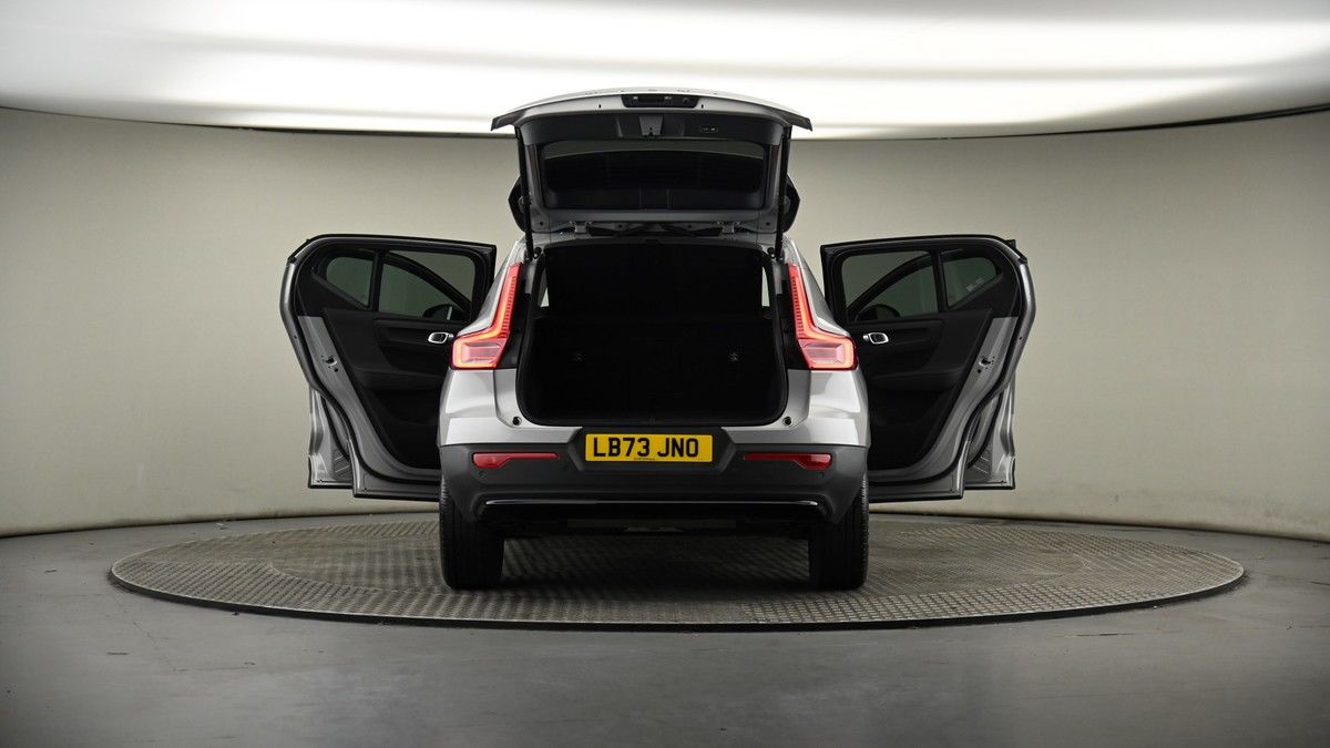 Used Volvo XC40 2023 for sale - 77535697: Photo 80