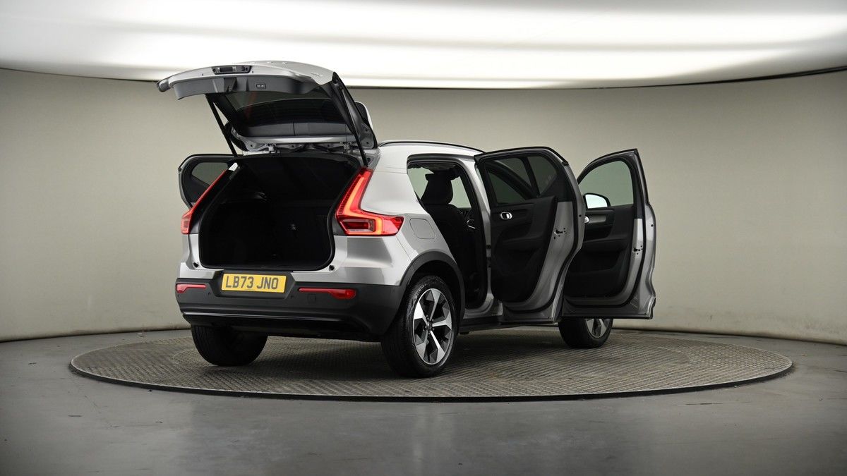 Used Volvo XC40 2023 for sale - 77535697: Photo 83