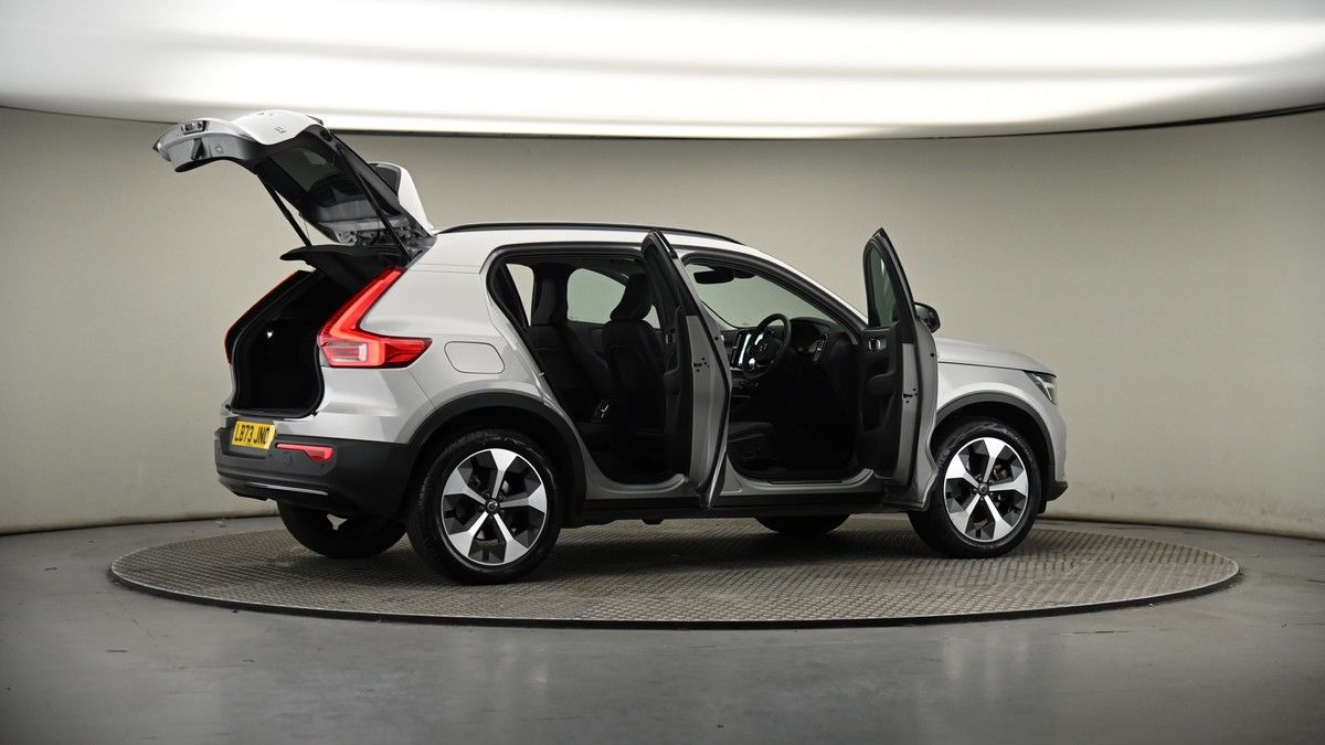 Used Volvo XC40 2023 for sale - 77535697: Photo 85