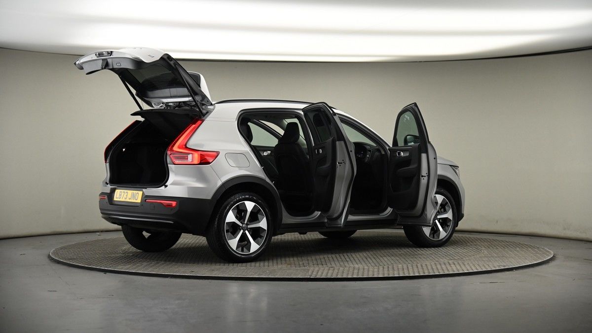 Used Volvo XC40 2023 for sale - 77535697: Photo 86