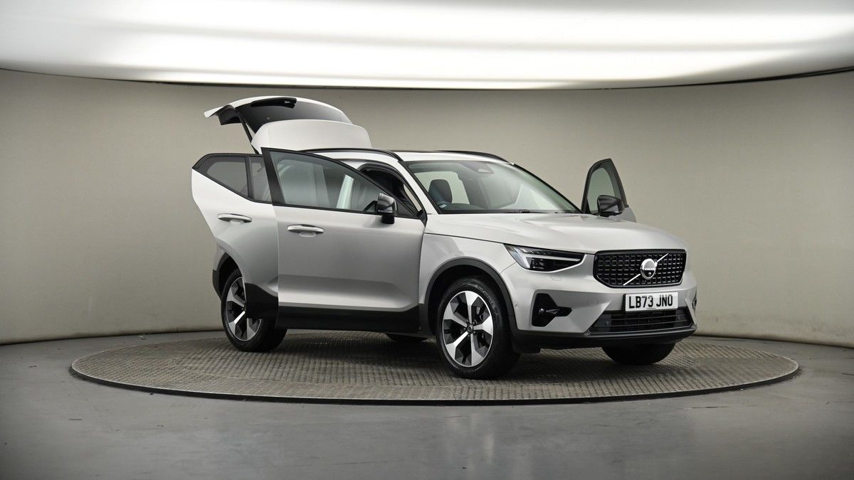 Used Volvo XC40 2023 for sale - 77535697: Photo 94