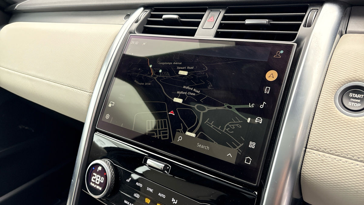 Used Land Rover Discovery 2022 for sale - 77264197: Photo 17