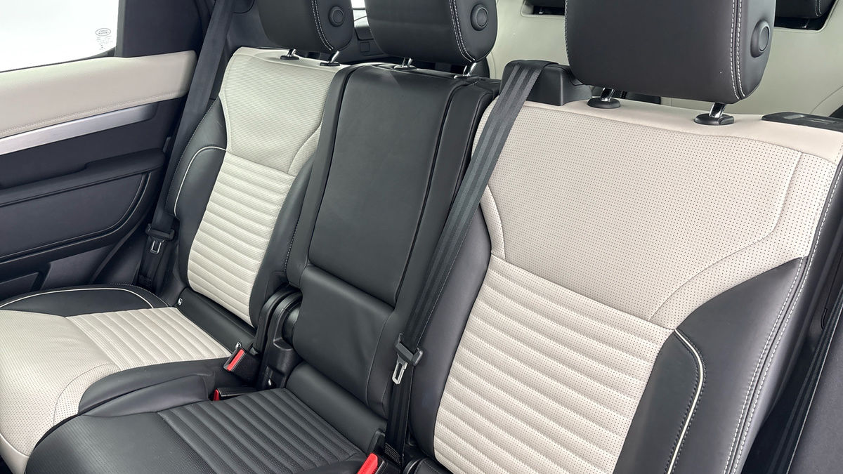 Used Land Rover Discovery 2022 for sale - 77264197: Photo 8
