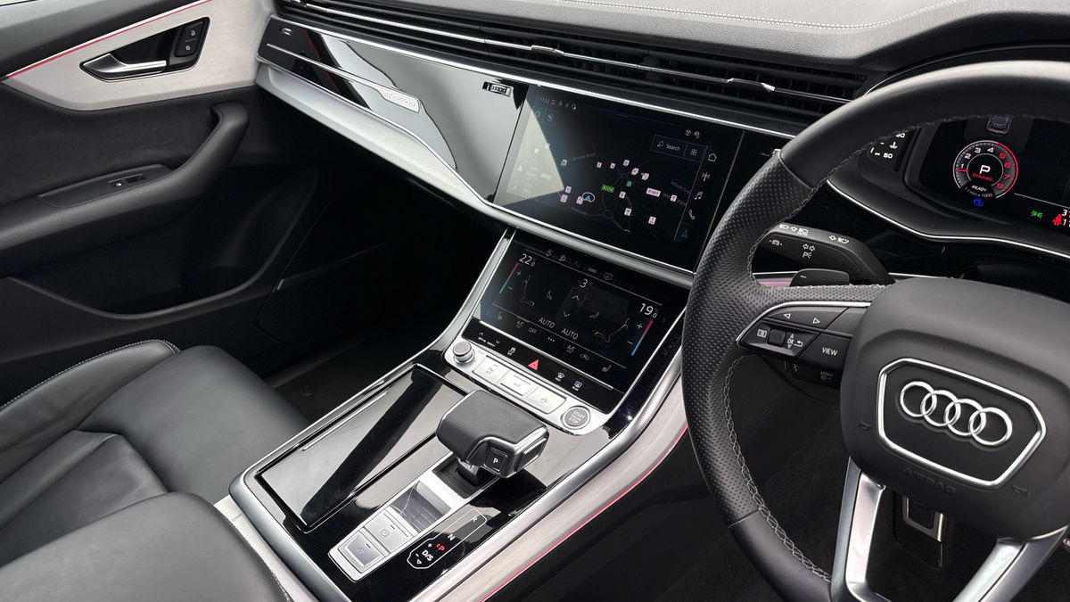 Used Audi Q8 2023 for sale - 76280703: Photo 18