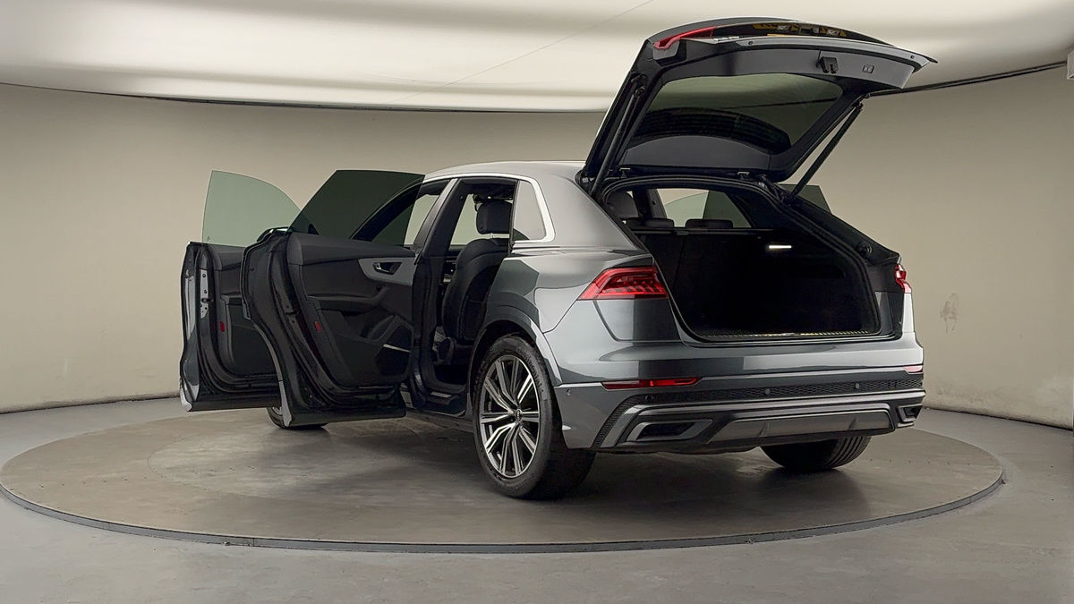 Used Audi Q8 2023 for sale - 76280703: Photo 23