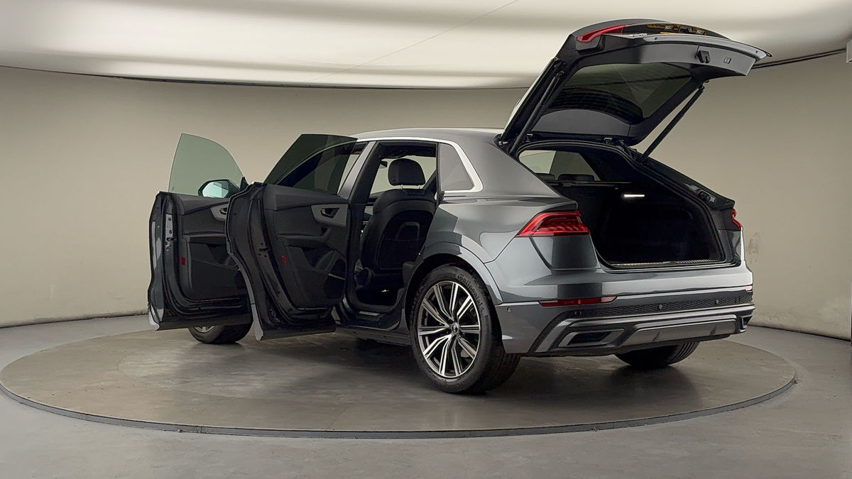 Used Audi Q8 2023 for sale - 76280703: Photo 43