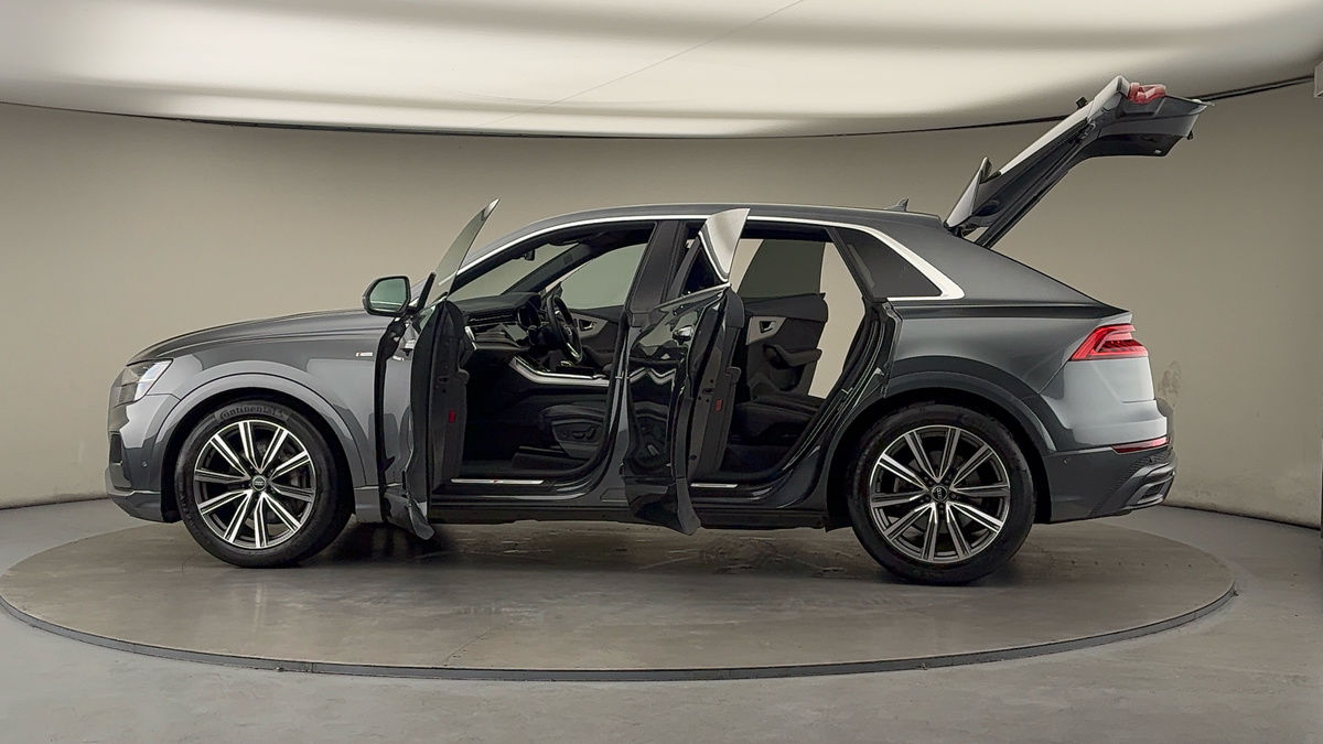 Used Audi Q8 2023 for sale - 76280703: Photo 46