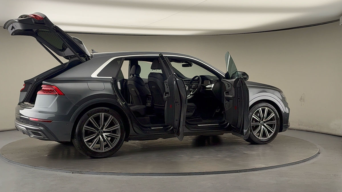 Used Audi Q8 2023 for sale - 76280703: Photo 57