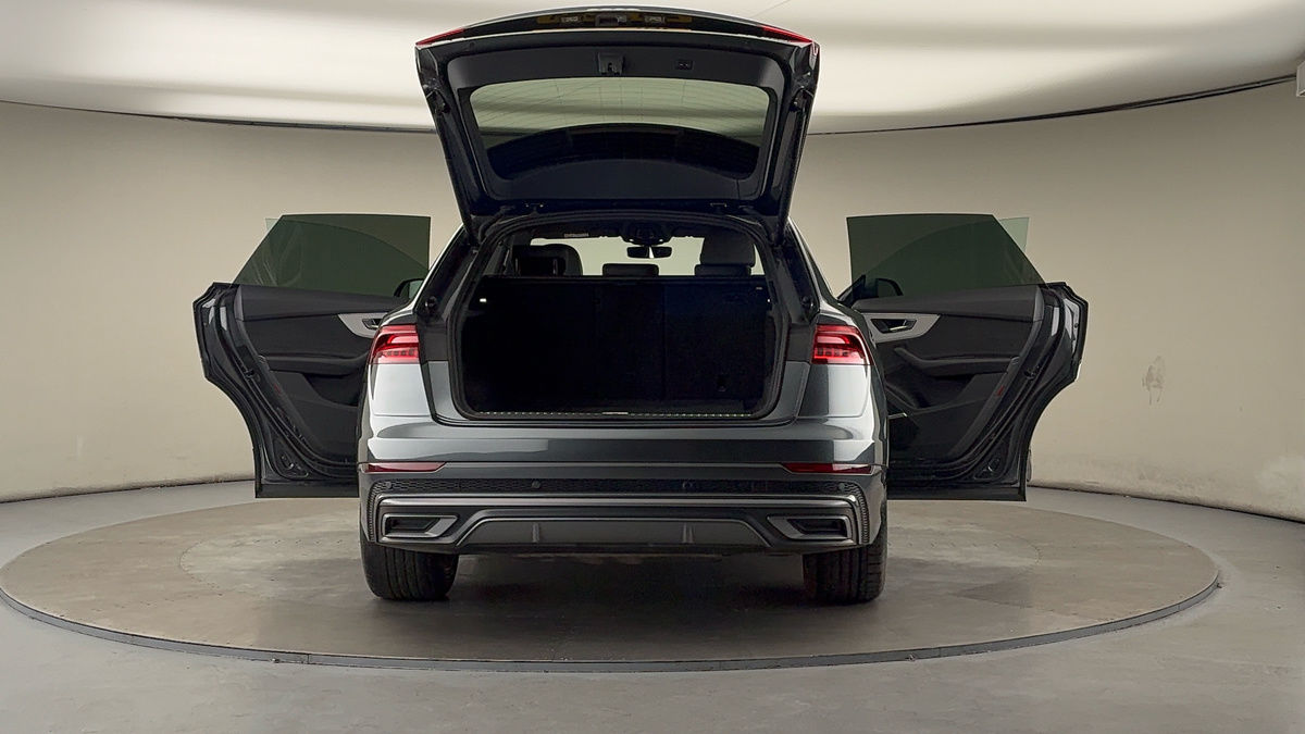 Used Audi Q8 2023 for sale - 76280703: Photo 60