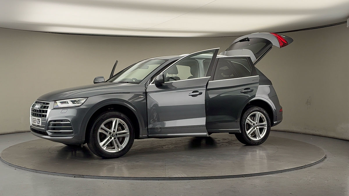 Used Audi Q5 2019 for sale - 76751648: Photo 48