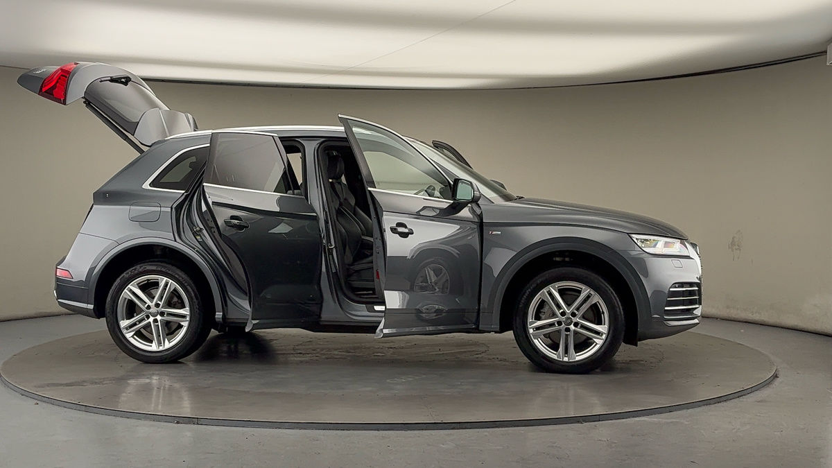 Used Audi Q5 2019 for sale - 76751648: Photo 55