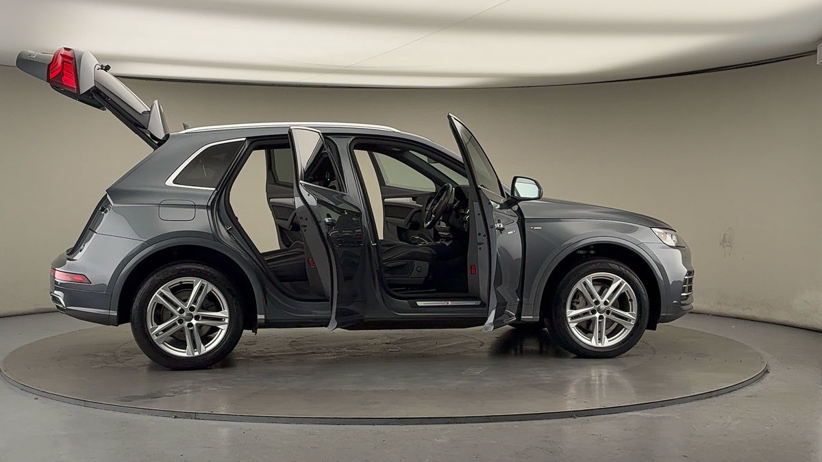 Used Audi Q5 2019 for sale - 76751648: Photo 56