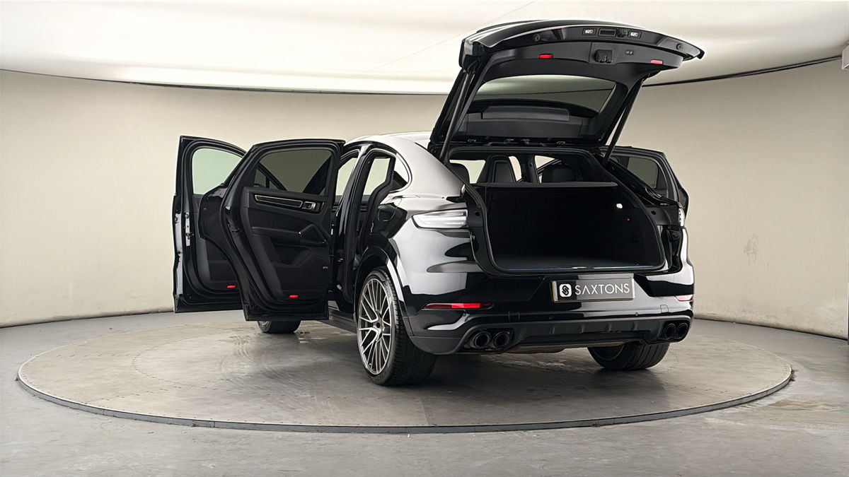 Used Porsche Cayenne 2023 for sale - 78111585: Photo 64