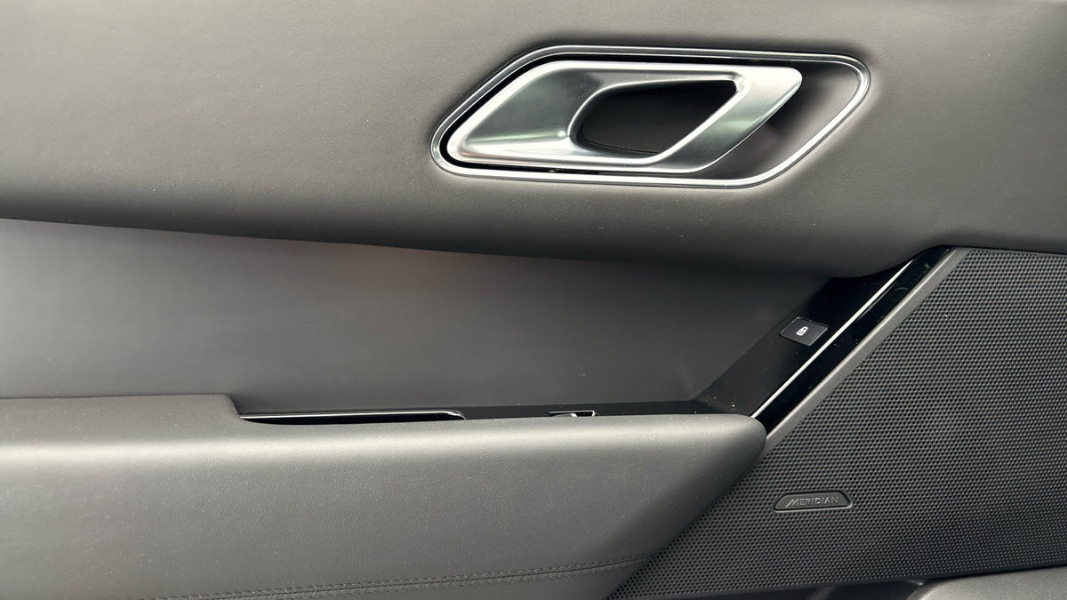 Used Land Rover Range Rover Velar 2024 for sale - 77038670: Photo 19