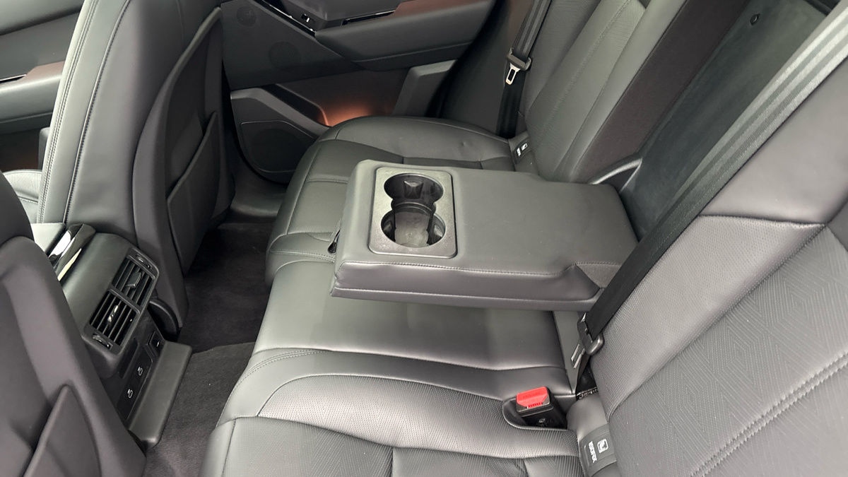 Used Land Rover Range Rover Velar 2024 for sale - 77038670: Photo 9