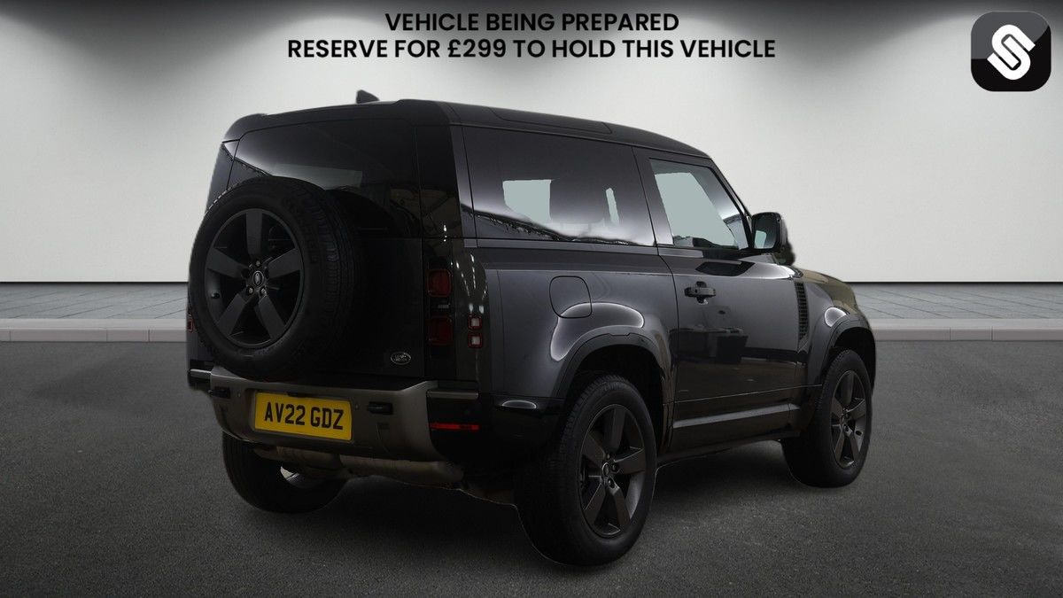 Used Land Rover Defender 2022 for sale - 78097658: Photo 4