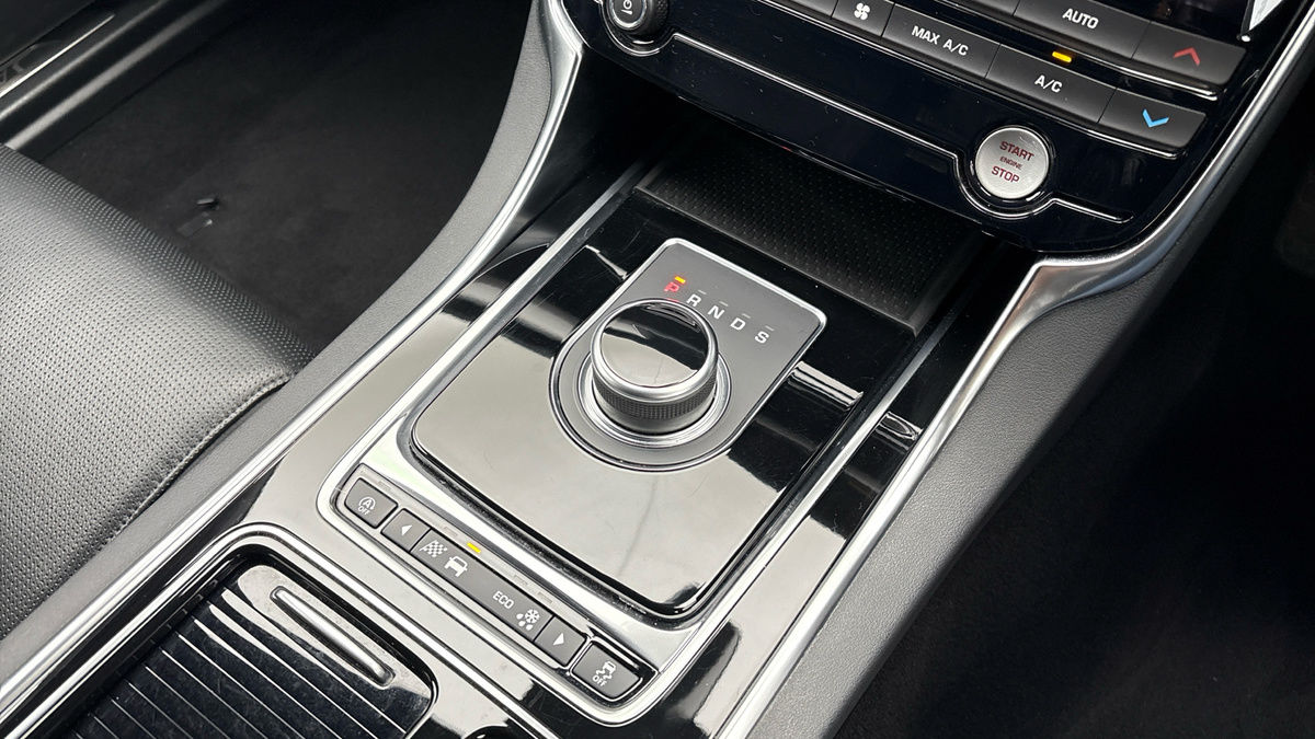 Used Jaguar XF 2020 for sale - 77089585: Photo 6