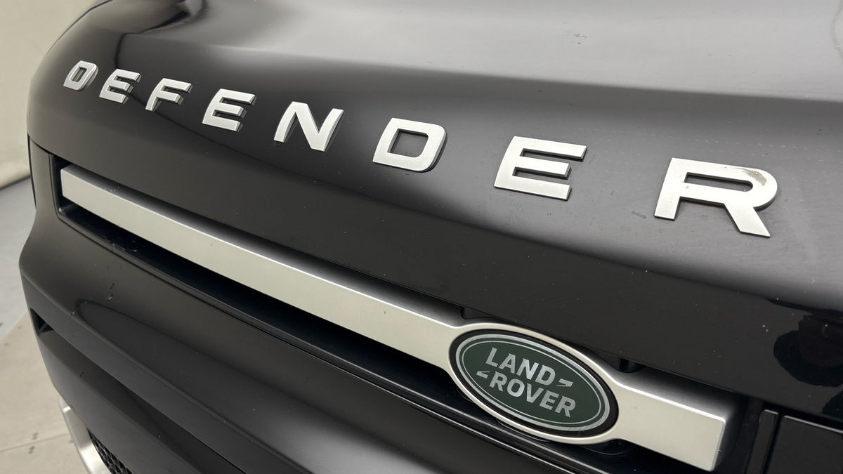 Used Land Rover Defender 90 2022 for sale - 76368750: Photo 24