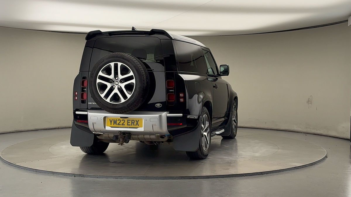 Used Land Rover Defender 90 2022 for sale - 76368750: Photo 40