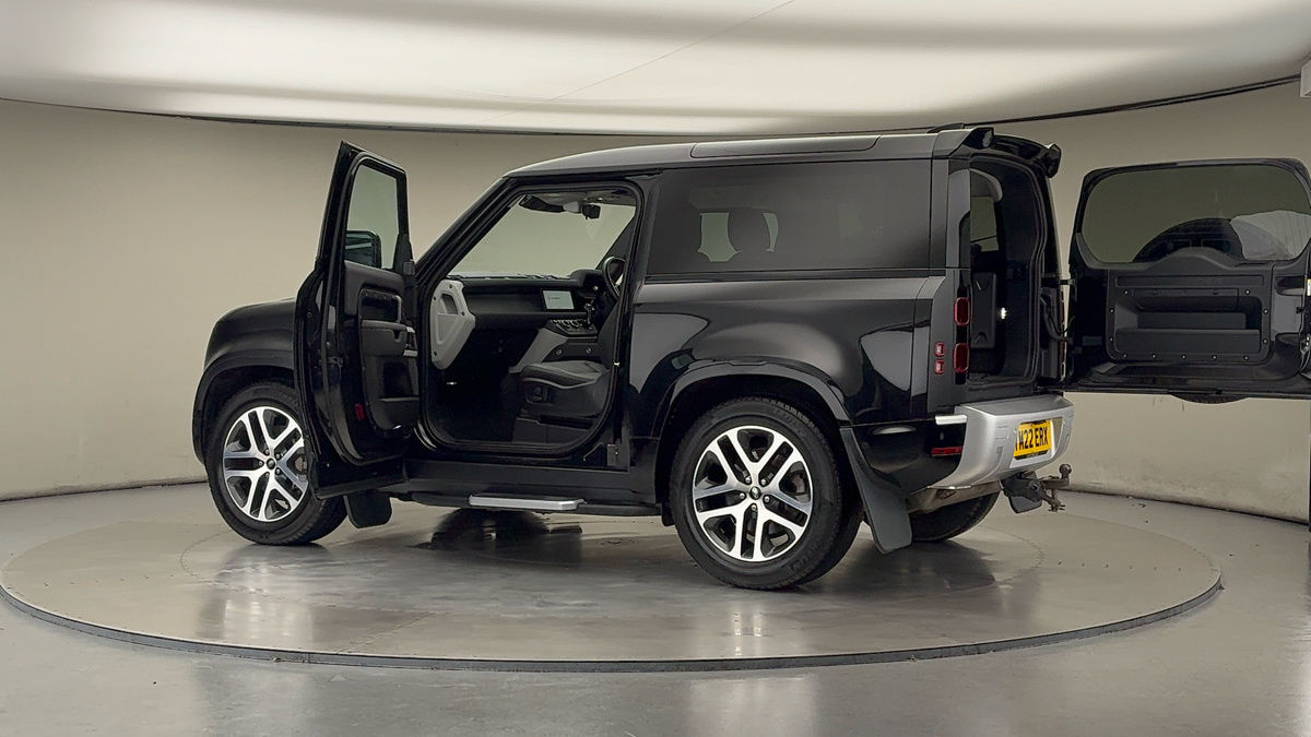 Used Land Rover Defender 90 2022 for sale - 76368750: Photo 45