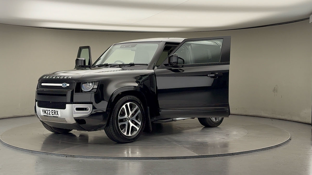 Used Land Rover Defender 90 2022 for sale - 76368750: Photo 49