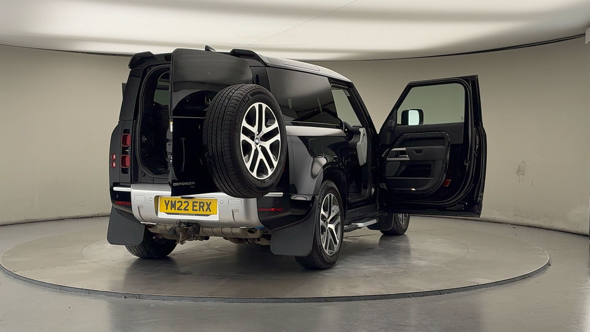 Used Land Rover Defender 90 2022 for sale - 76368750: Photo 59