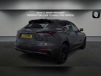 Used Maserati Levante 2021 for sale - 76236436: Photo