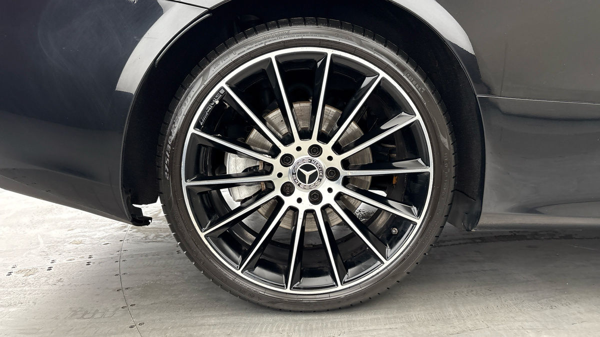 Used Mercedes-Benz E Class 2020 for sale - 76950915: Photo 10