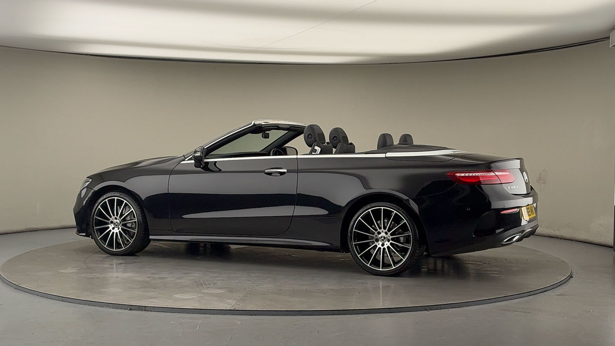 Used Mercedes-Benz E Class 2020 for sale - 76950915: Photo 28