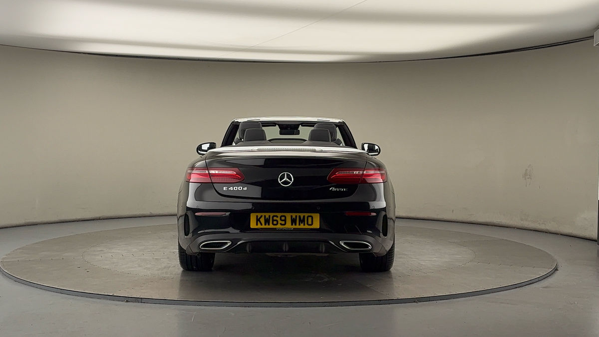 Used Mercedes-Benz E Class 2020 for sale - 76950915: Photo 4