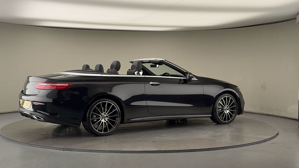 Used Mercedes-Benz E Class 2020 for sale - 76950915: Photo 40