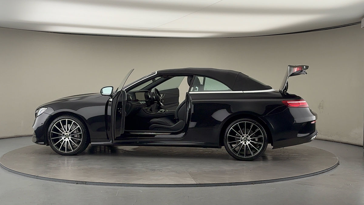 Used Mercedes-Benz E Class 2020 for sale - 76950915: Photo 48