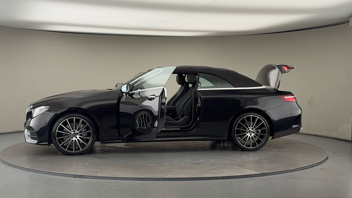 Used Mercedes-Benz E Class 2020 for sale - 76950915: Photo 49