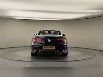 Used Mercedes-Benz E Class 2020 for sale - 76950915: Photo