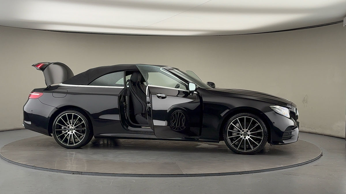 Used Mercedes-Benz E Class 2020 for sale - 76950915: Photo 57