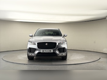 Used Jaguar F-Pace 2020 for sale - 77921040: Photo