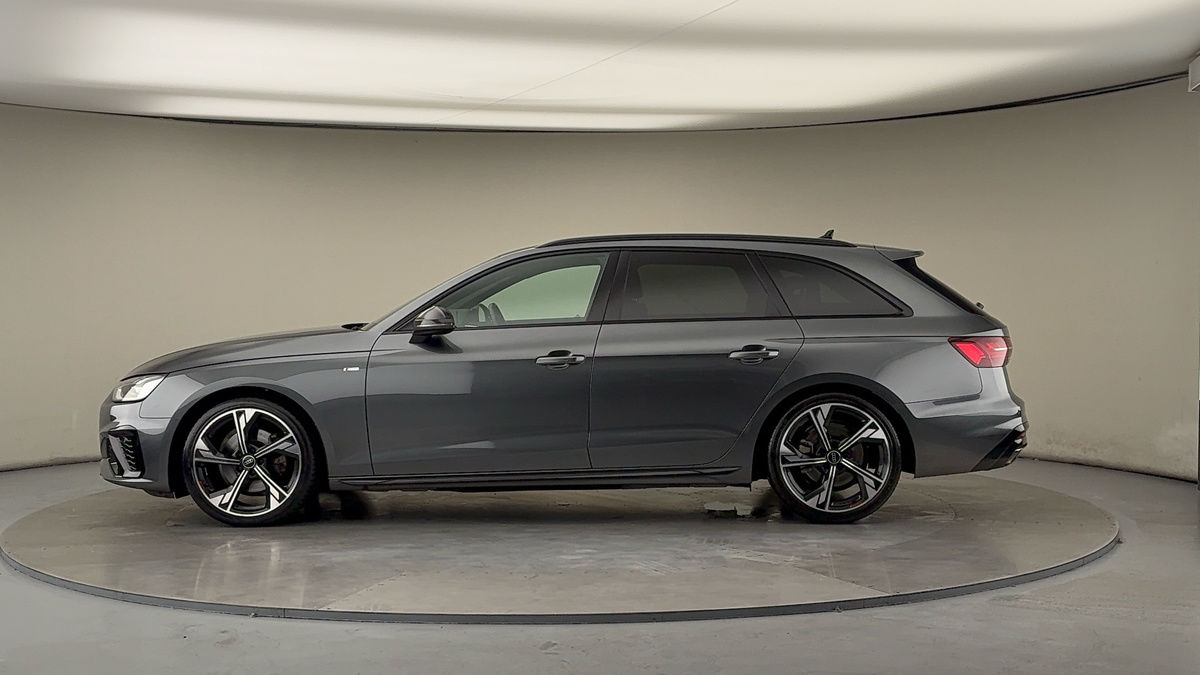 Used Audi A4 Avant 2023 for sale - 76323893: Photo 15