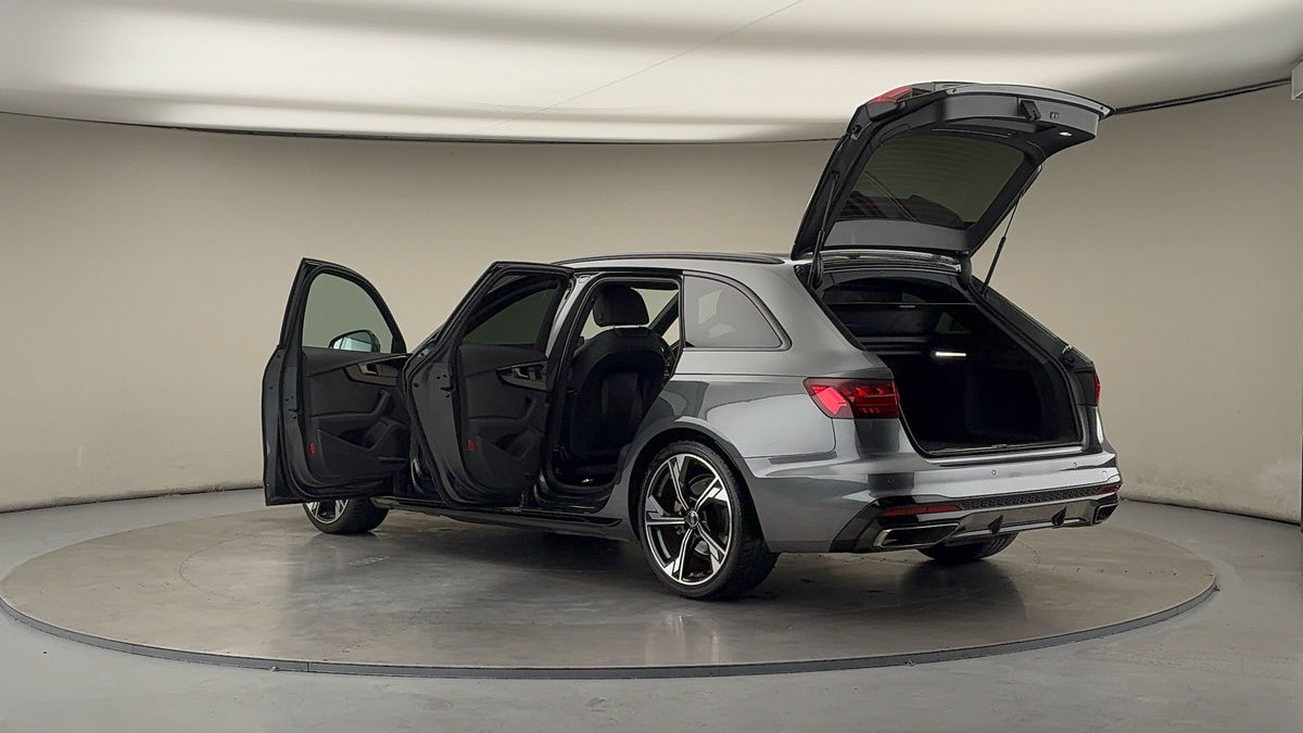 Used Audi A4 Avant 2023 for sale - 76323893: Photo 44