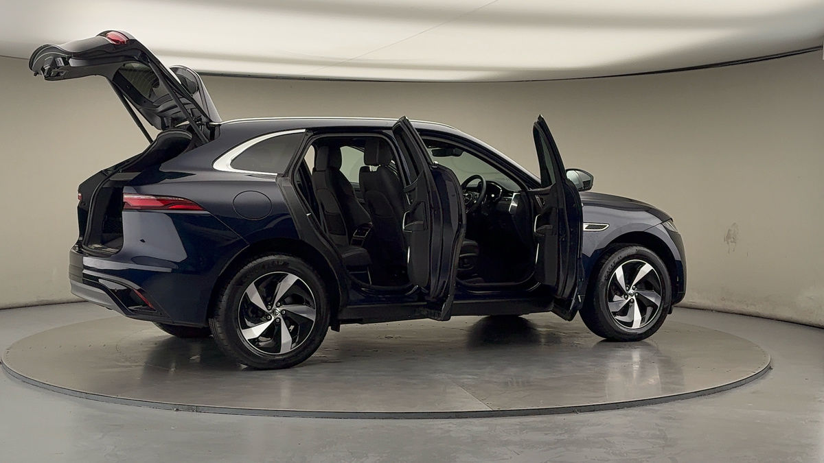 Used Jaguar F-Pace 2024 for sale - 76536437: Photo 58