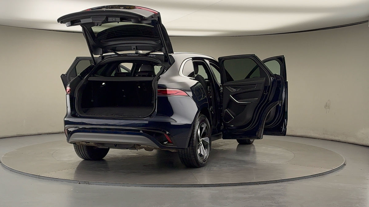 Used Jaguar F-Pace 2024 for sale - 76536437: Photo 60