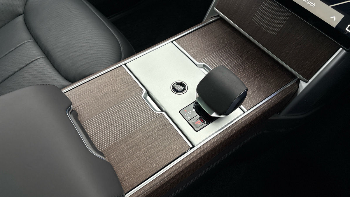 Used Land Rover Range Rover 2025 for sale - 77694015: Photo 18