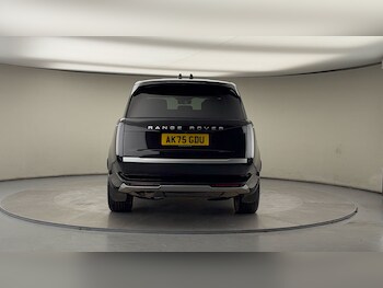 Used Land Rover Range Rover 2025 for sale - 77694015: Photo