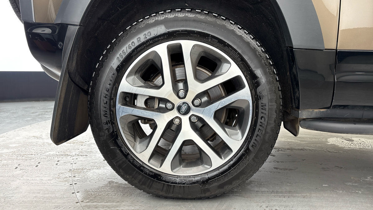 Used Land Rover Defender 2025 for sale - 77201049: Photo 10