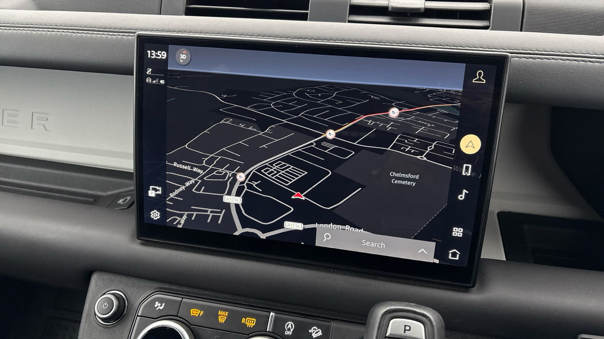 Used Land Rover Defender 2025 for sale - 77201049: Photo 17